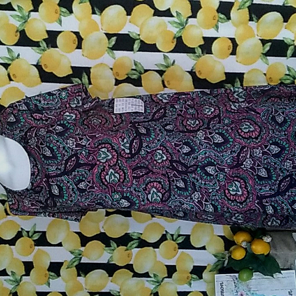 Lularoe Carley
